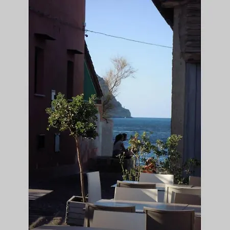 Casa Nel Borgo Marinaro Di Santa Nicolicchia Ferienhaus