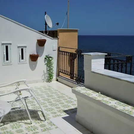 Casa Nel Borgo Marinaro Di Santa Nicolicchia Ferienhaus *